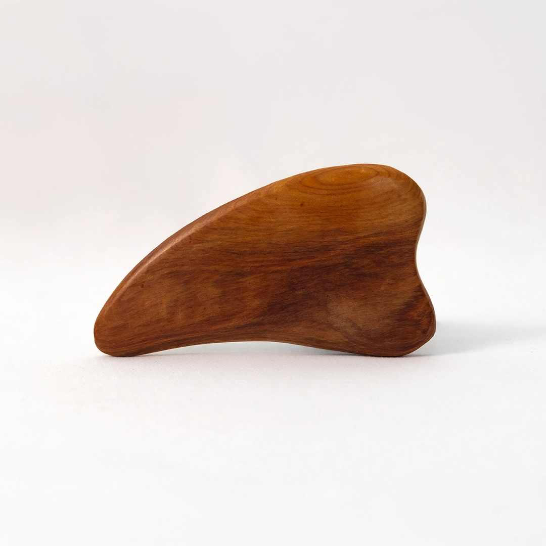 曲線按摩刮痧板，人體工學設計，配合香氛進行居家 SPA 舒壓