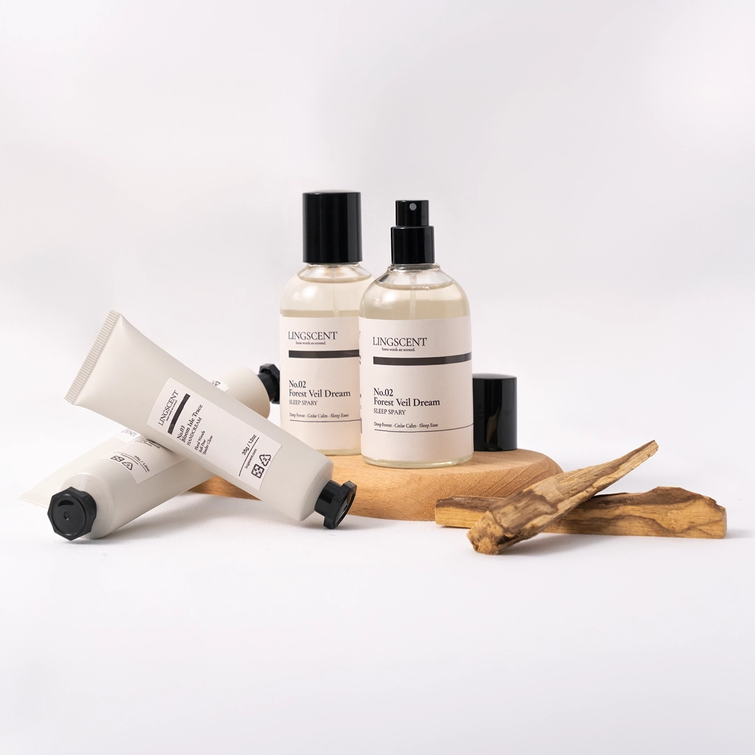 Lingscent No.02 山嵐入夢睡眠噴霧排列，木質森林調香氣